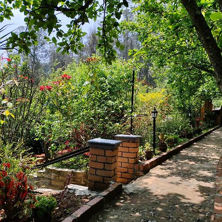 Pear Tree Entire 2Bhk Villa 코타지리 외부 사진